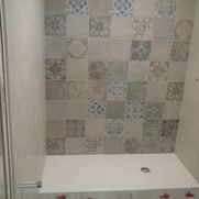 Mobapi pared de baño