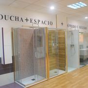 Mobapi baños en muestrarios 